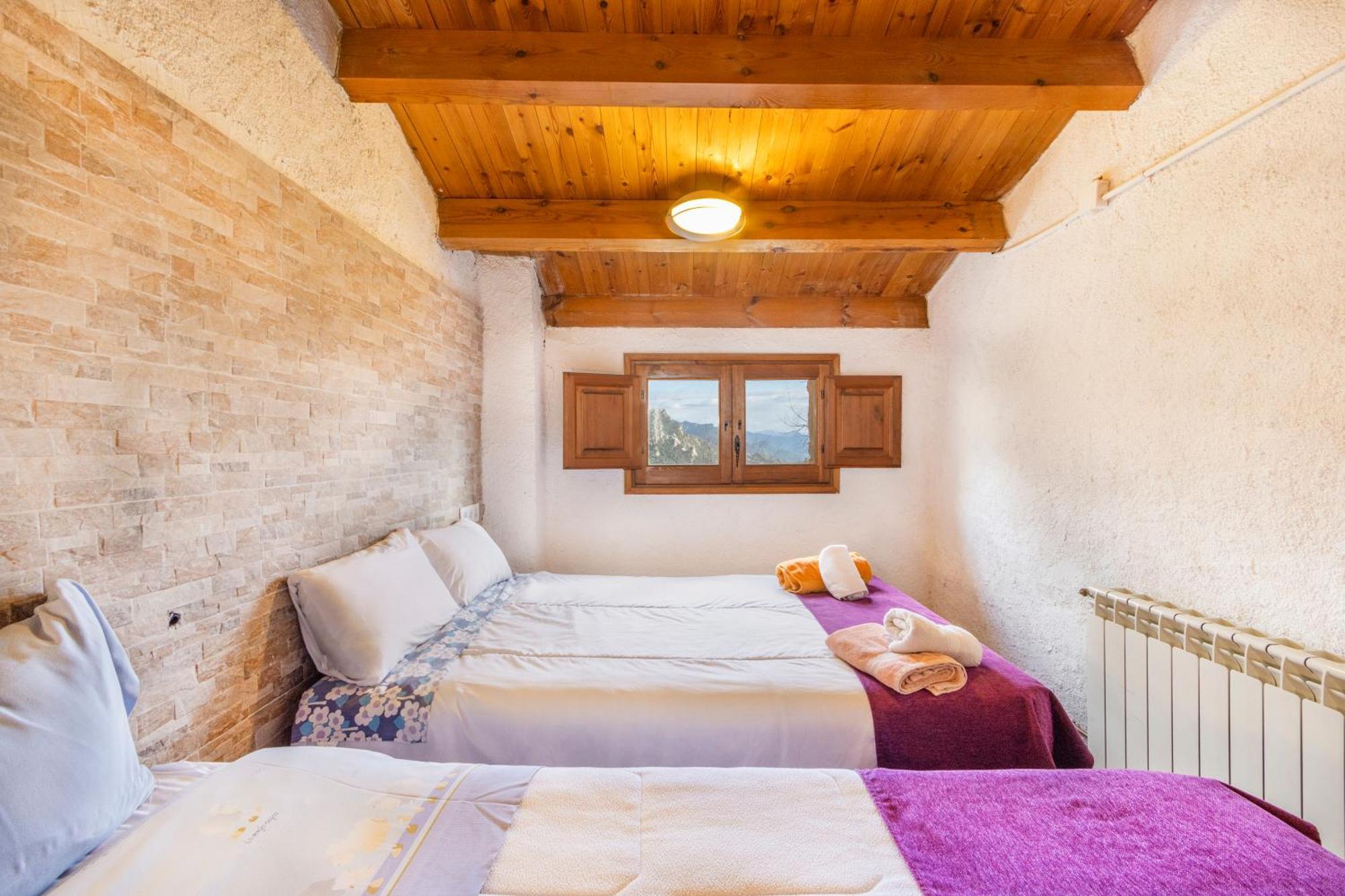 Complex Rural Can Caubet Berga Exterior foto